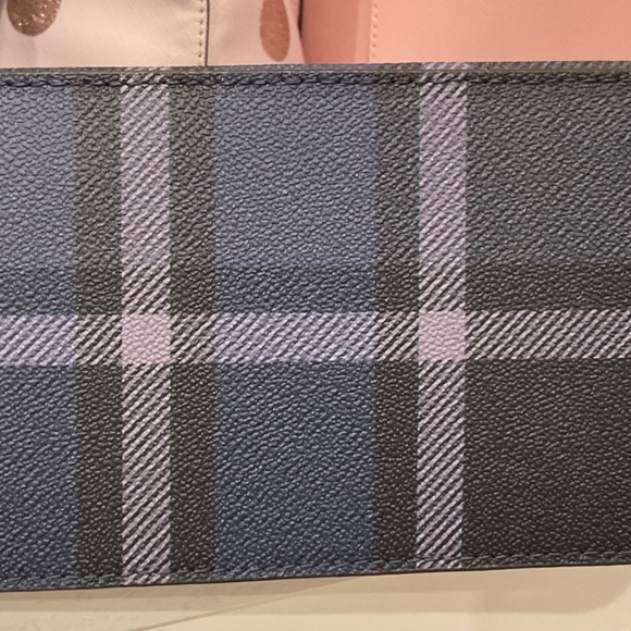 Dooney & Bourke Crossbody NWT 🎁GIFT READY - Picture 6 of 9